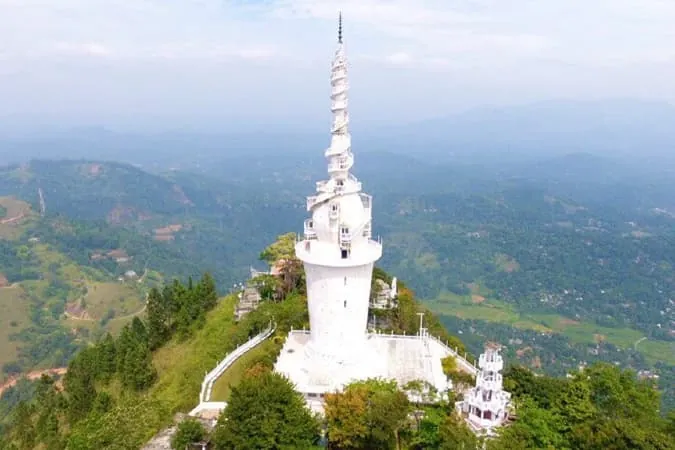 From Ceylon to the Maldives: A Love Odyssey (Sri Lanka + Maldives)